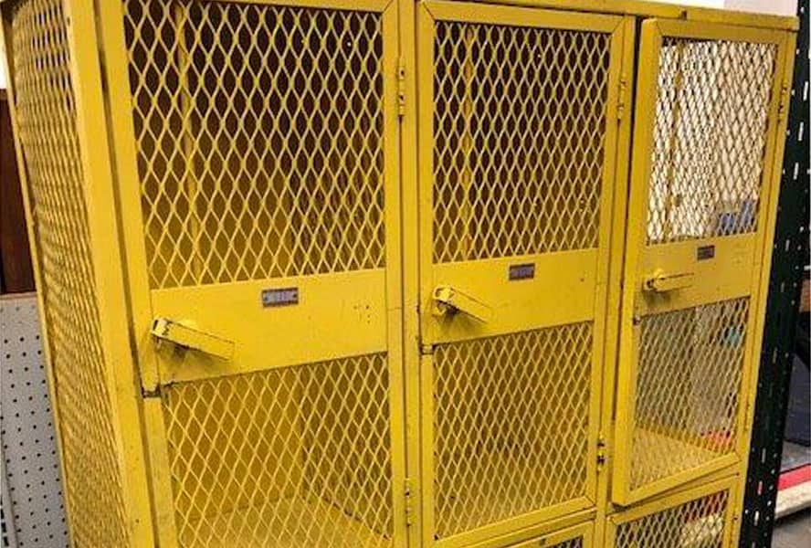 storage locker sales