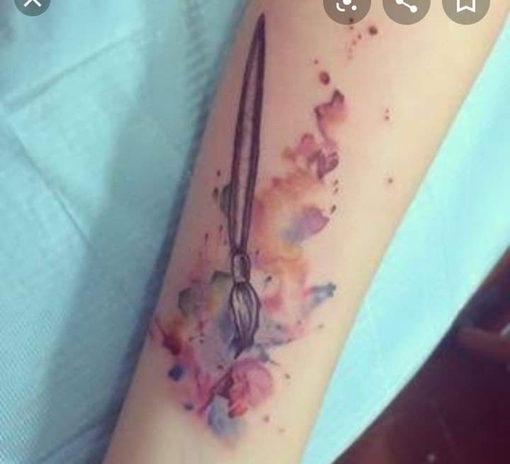 tatuajes de pinceles de uñas