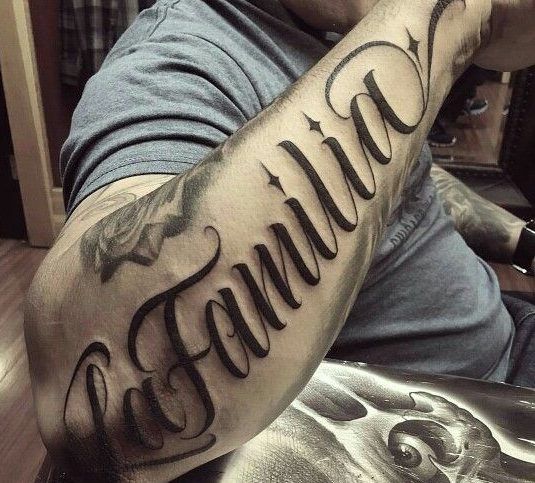 tatuajes en el brazo familia