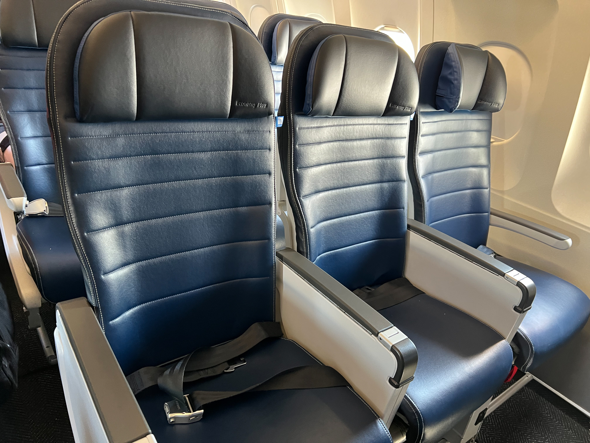 united economy seats