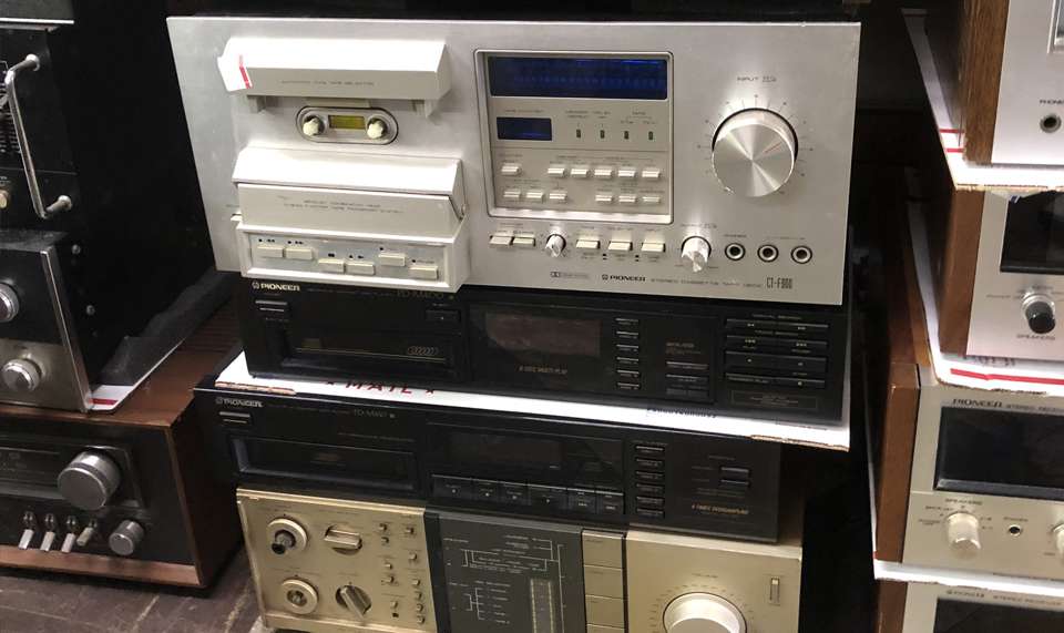 who buys old stereo equipment near me