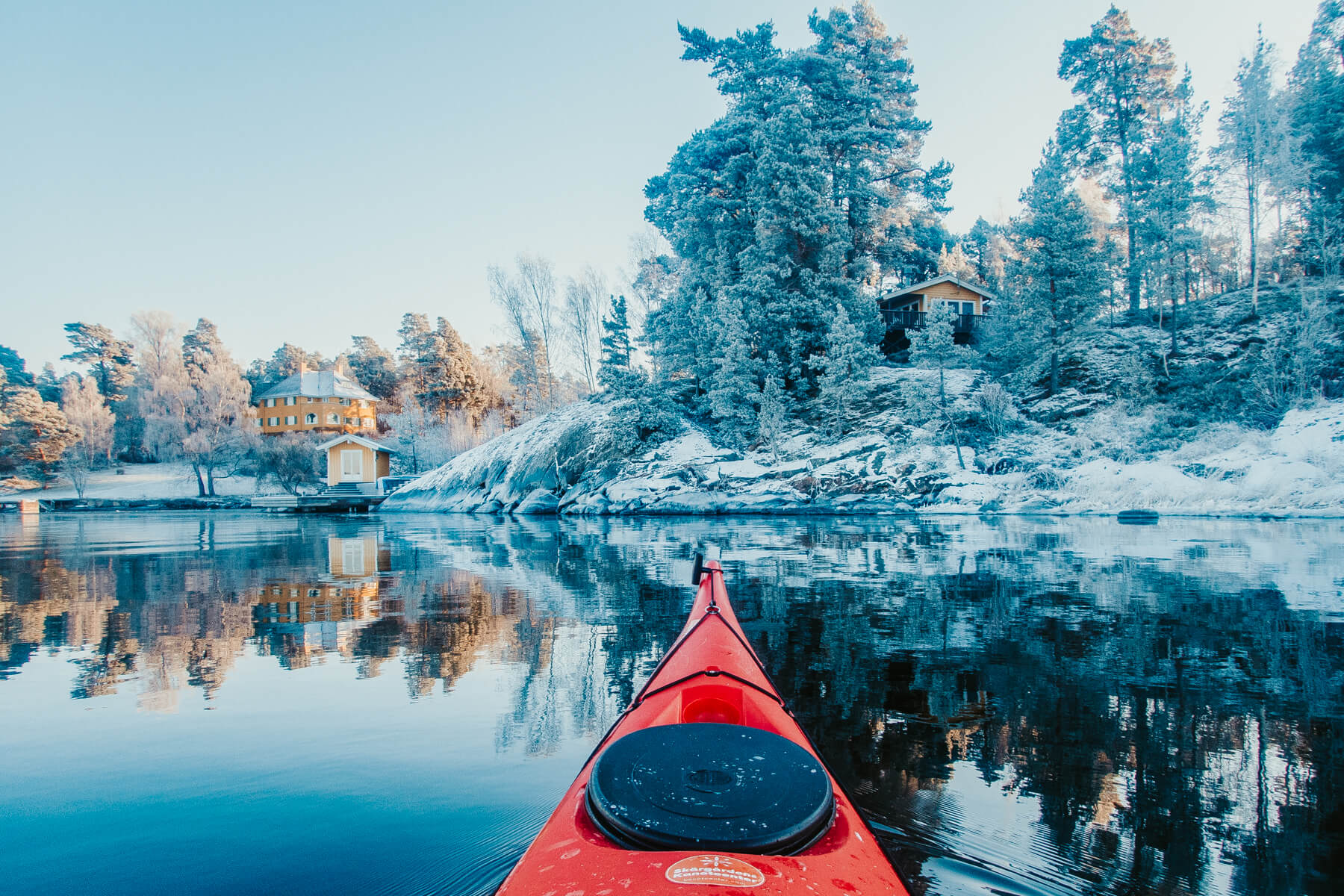 winter kayaking stockholm