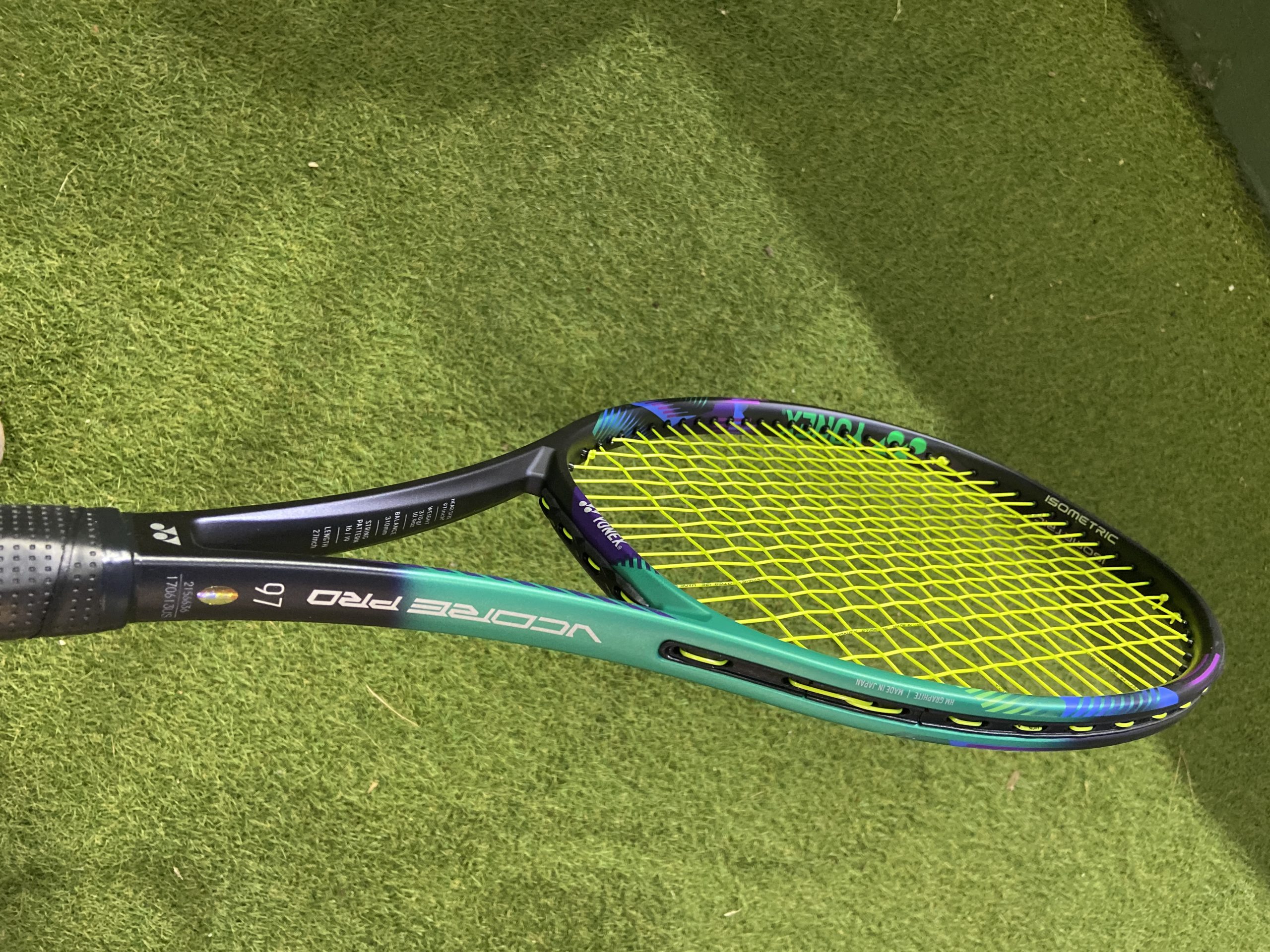 yonex vcore pro